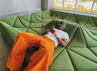 Gen Z is Obsessed With the ’70s Sunken Sofas