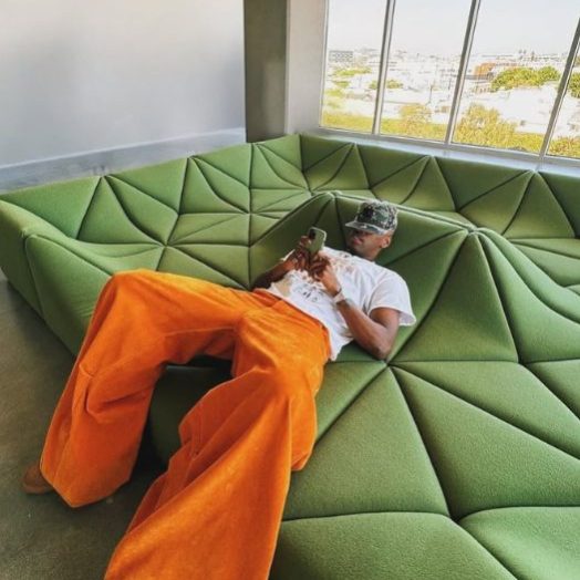 Gen Z is Obsessed With the ’70s Sunken Sofas